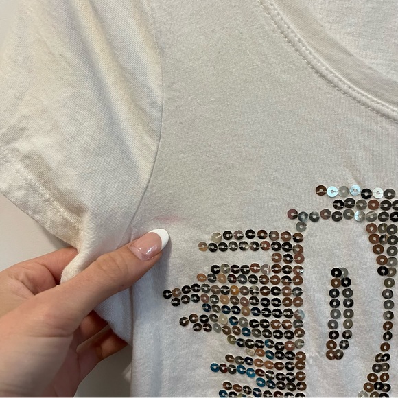 DKNY Jeans Sparkly T Shirt - Picture 5 of 6